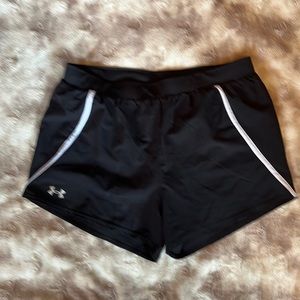 Under Armour, black and white athletic shorts